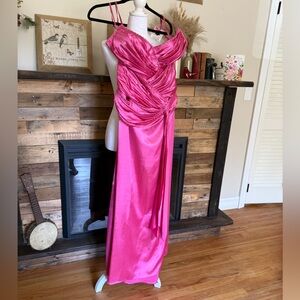 Elegant Pink Evening Gown Prom